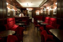 Harry's New York Bar, downstairs