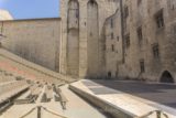 avignon papal palace courtyard stage