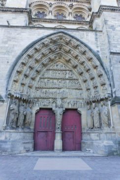 reims notre dame cathedral front doors