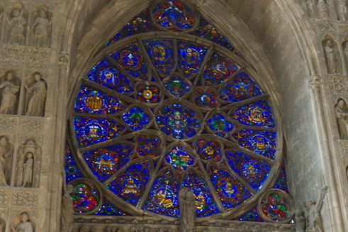 reims notre dame cathedral rose window closeup